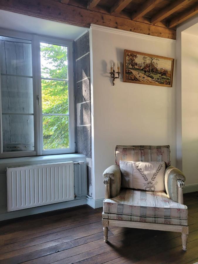Gites Le Vieux Vinzelles Волвик Екстериор снимка