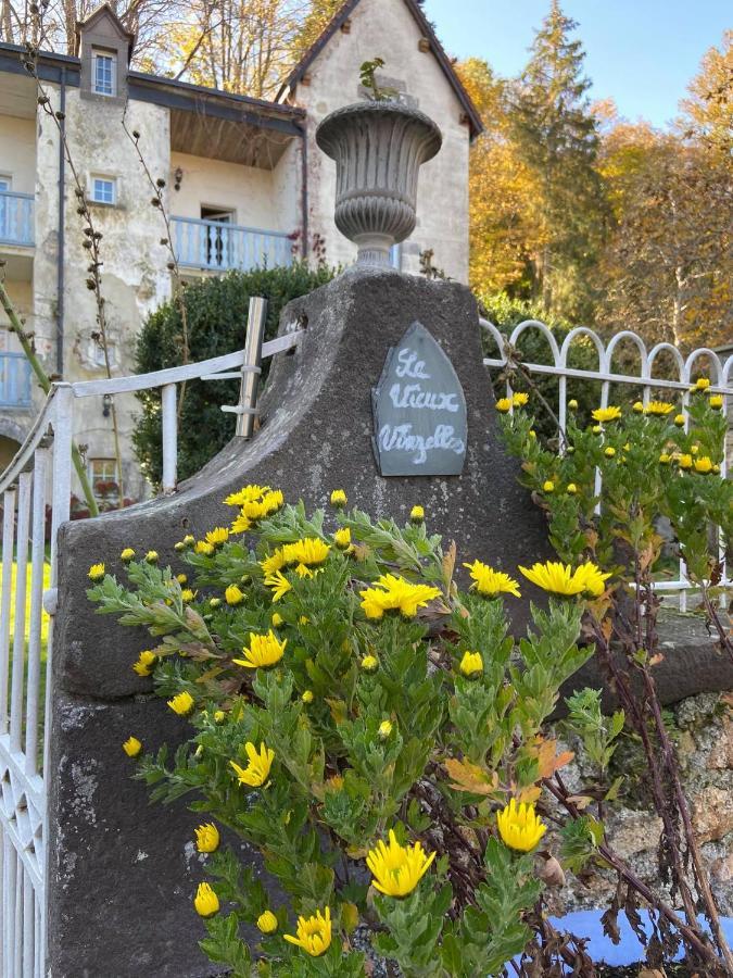 Gites Le Vieux Vinzelles Волвик Екстериор снимка
